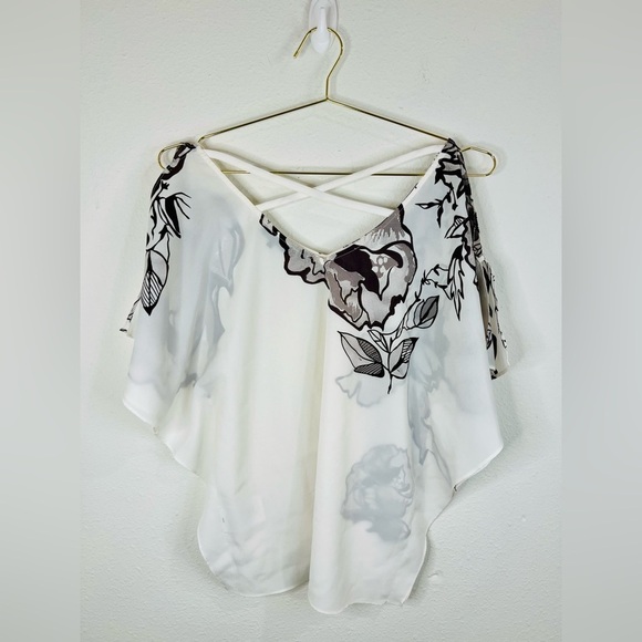 Guess Women’s Small Floral Print Off-Shoulder Blouse White Criss-Cross Back Top - Picture 8 of 15